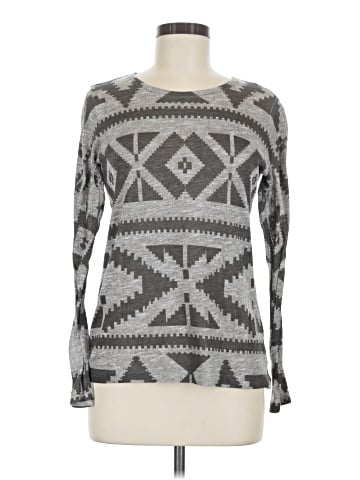 Forever 21 Long Sleeve T-Shirt (view 1)