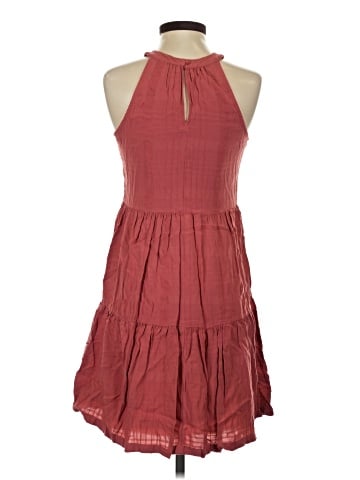 Old Navy Casual Dress (view 2)