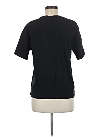 Old Navy Short Sleeve T-Shirt (view 2)
