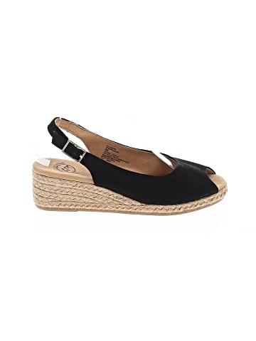 White Mountain Wedges (view 1)