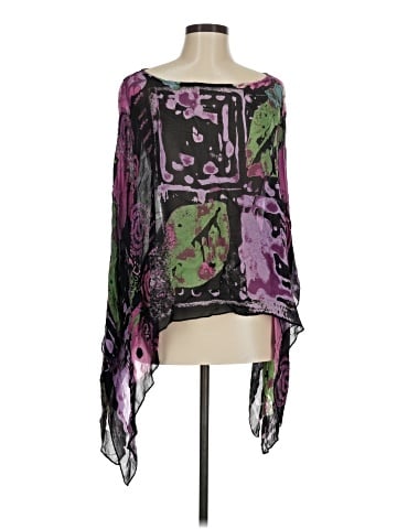 Maggie Barnes Poncho (view 1)