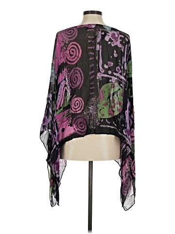 Maggie Barnes Poncho (view 2)