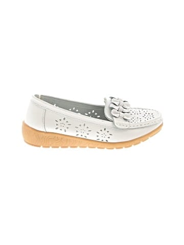Unbranded Flats (view 1)