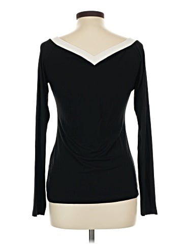 Patty Boutik Long Sleeve Top (view 2)