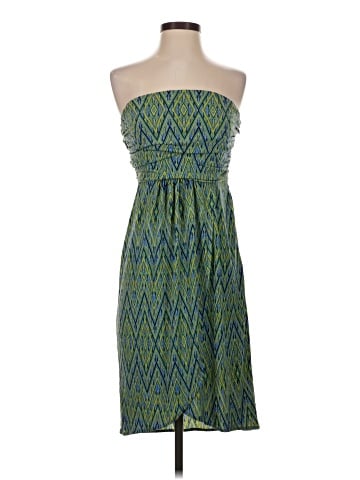 Jennifer Lopez Cocktail Dress (view 1)