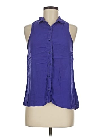 Splendid Sleeveless Button-Down Shirt (view 1)