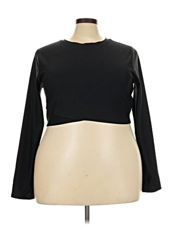 Active 3/4 Sleeve T-Shirt (view 1)