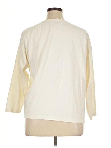 Gloria Vanderbilt 3/4 Sleeve Top (view 2)