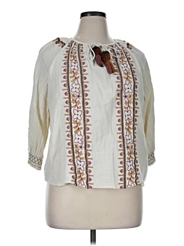 a.n.a. A New Approach 3/4 Sleeve Blouse (view 1)