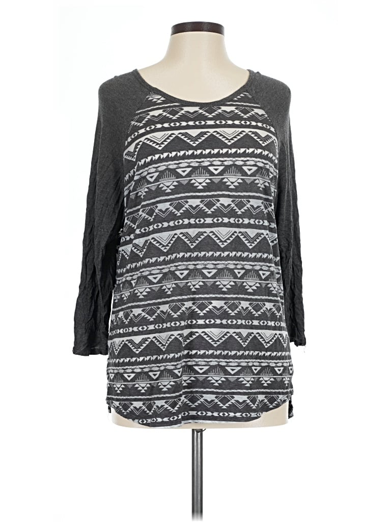 Pre-owned Empyre 3/4 Sleeve T-shirt In Gray
