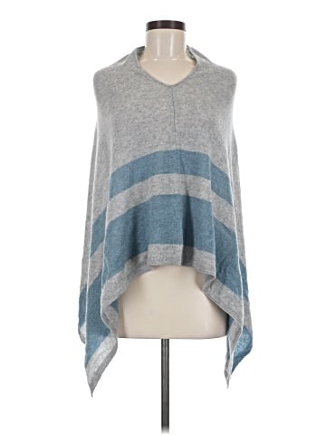 Celeste Poncho (view 1)