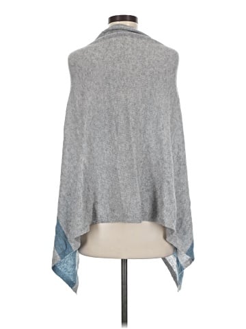 Celeste Poncho (view 2)