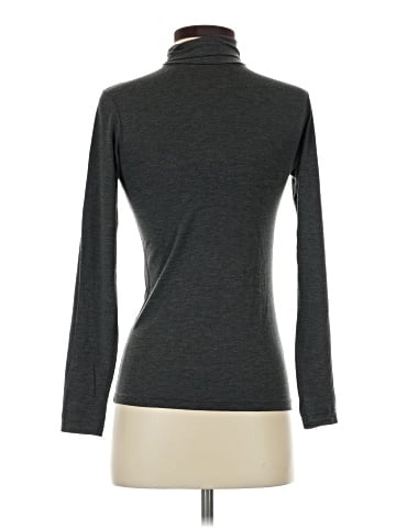 Uniqlo Long Sleeve Turtleneck (view 2)