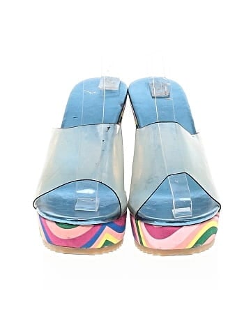 Unbranded Wedges (view 2)