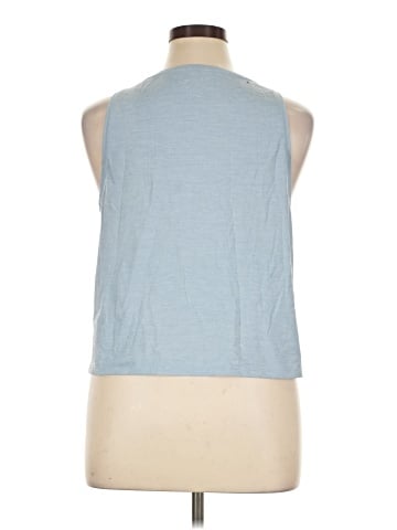 Gap Fit Sleeveless T-Shirt (view 2)