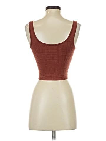 Aero Sleeveless Top (view 2)