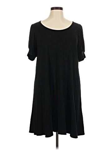 Karen Kane Casual Dress (view 1)