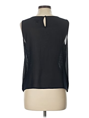 Romeo & Juliet Couture Sleeveless Top (view 2)