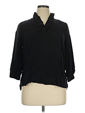 Crown & Ivy 3/4 Sleeve Blouse (view 1)