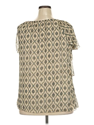 Sara Michelle Short Sleeve Blouse (view 2)