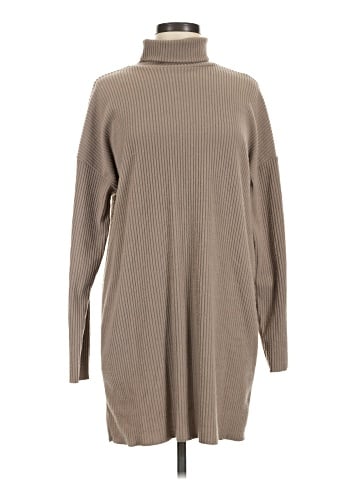 Forever 21 Casual Dress (view 1)