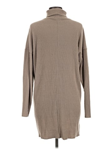 Forever 21 Casual Dress (view 2)