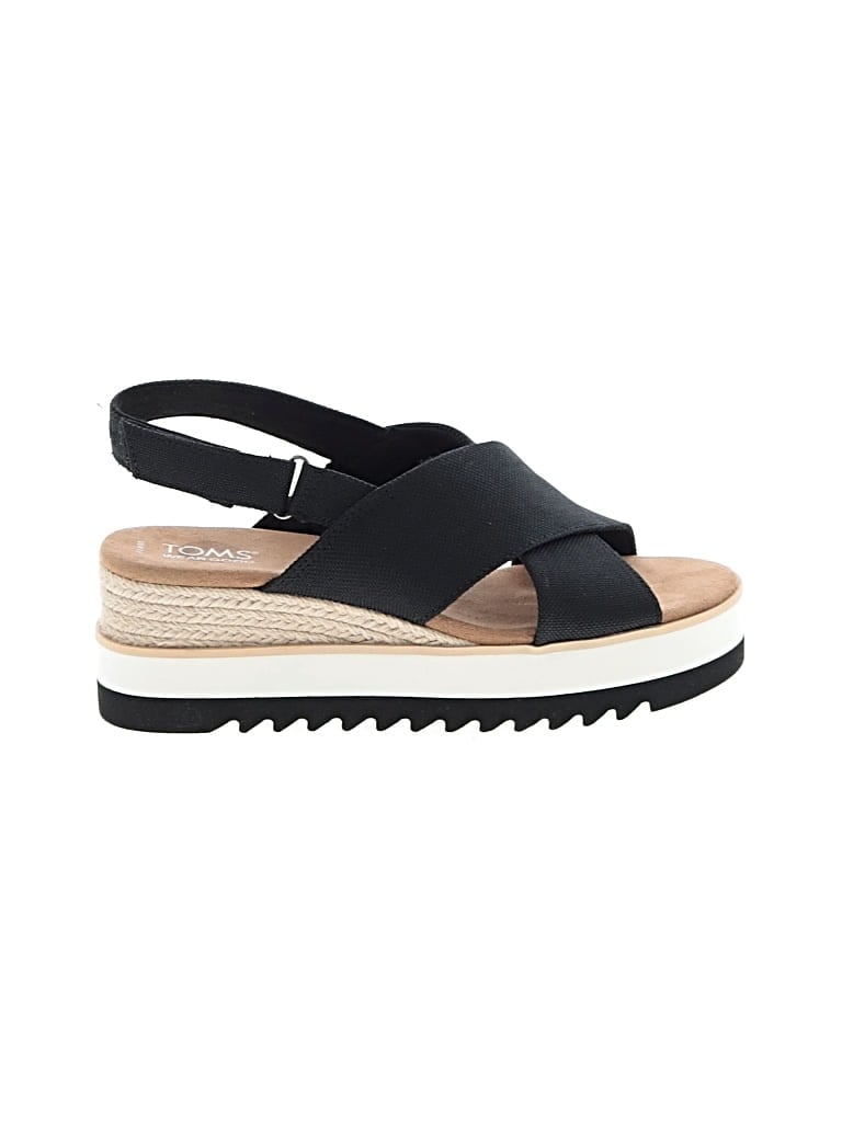 Pre-owned Toms Wedges In Black
