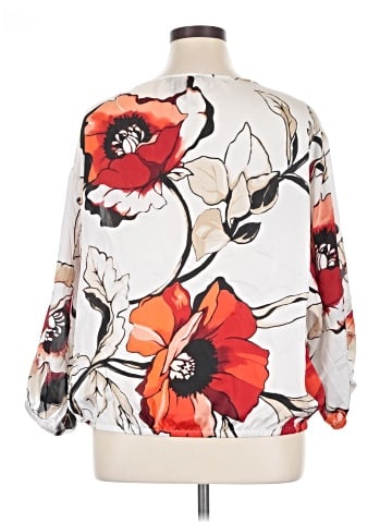 White House Black Market 3/4 Sleeve Blouse (view 2)