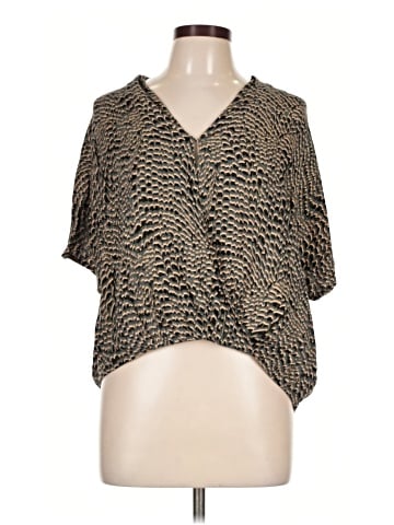 DR2 Short Sleeve Blouse (view 1)