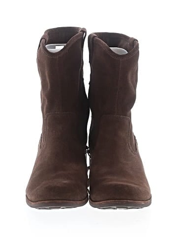 Ugg Boots (view 2)
