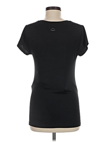 Beyond the Bump by Beyond Yoga Short Sleeve T-Shirt (view 2)