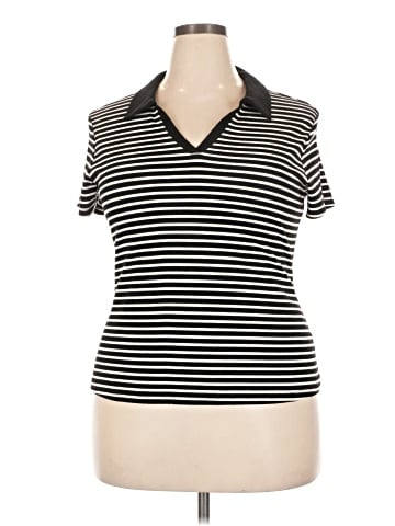 No Boundaries Short Sleeve Top (view 1)