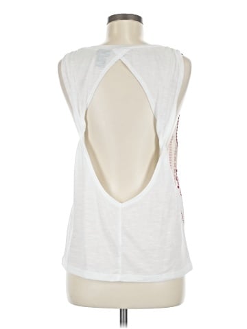 rue21 Sleeveless T-Shirt (view 2)