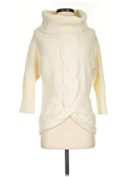 Ann Taylor LOFT Pullover Sweater (view 1)