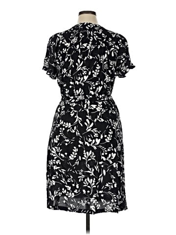 Croft & Barrow Casual Dress (view 2)