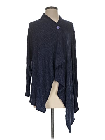 Bobeau Poncho (view 1)