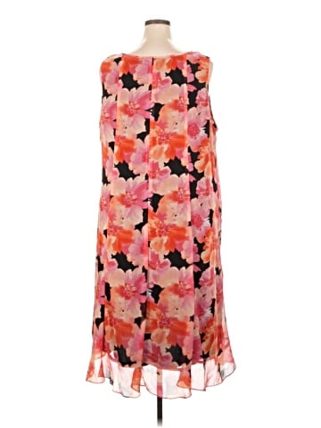 Maggie Barnes Casual Dress (view 2)