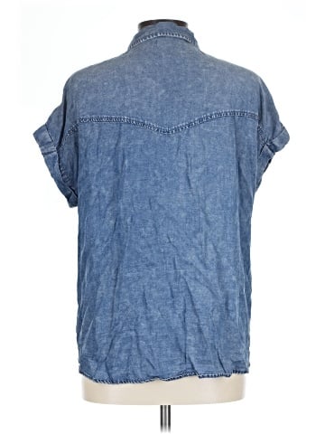Jane and Delancey Short Sleeve Button-Down Shirt (view 2)