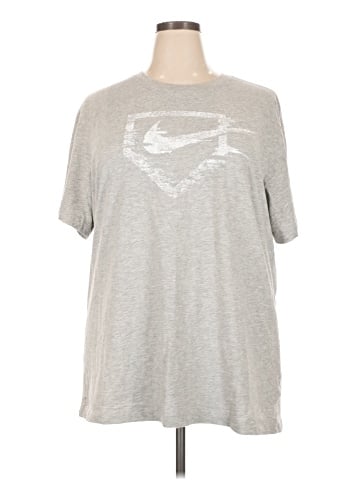 Nike Short Sleeve T-Shirt (view 1)