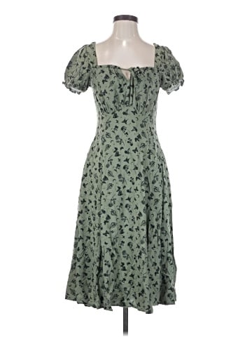 Hot Topic Casual Dress (view 1)