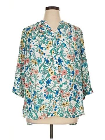 Violet & Claire 3/4 Sleeve Blouse (view 1)