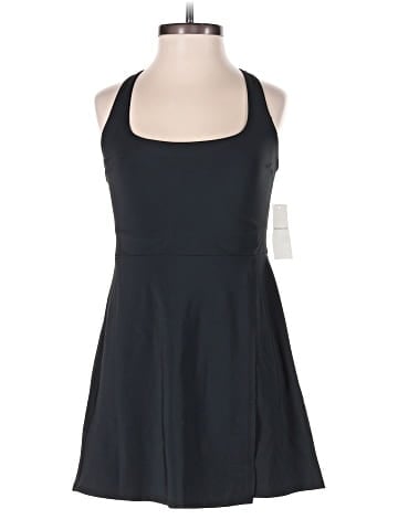 Abercrombie & Fitch Cocktail Dress (view 1)
