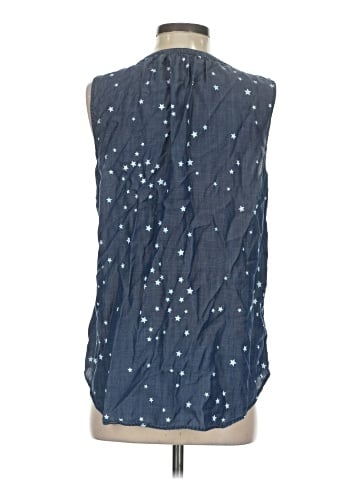 Liz Claiborne Sleeveless Button-Down Shirt (view 2)