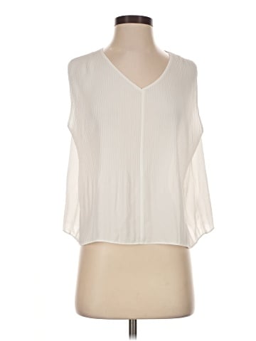 Babaton Sleeveless Blouse (view 1)