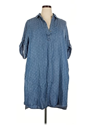 Chelsea & Theodore Casual Dress (view 1)