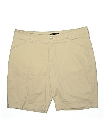 Lee Khaki Shorts (view 1)