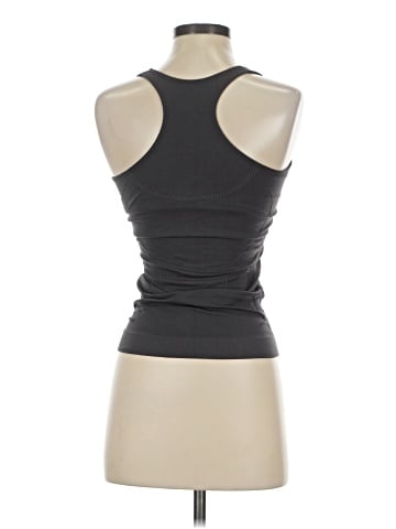 Pro-fit Sleeveless Top (view 2)