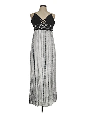 Xhilaration Casual Dress (view 1)