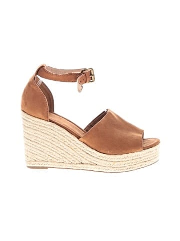 Universal Thread Wedges (view 1)