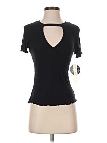 Almost Famous Short Sleeve Top (view 1)